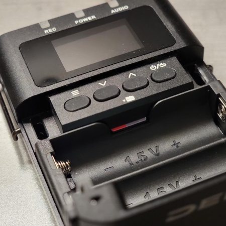 DEITY MICROPHONES THEOS Digital Wireless 2ch Kit (Global version)