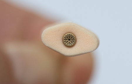 Hide-A-Mic FOAM-O SMALL małe gąbki do mikroportów - różne kolory, 16 szt.